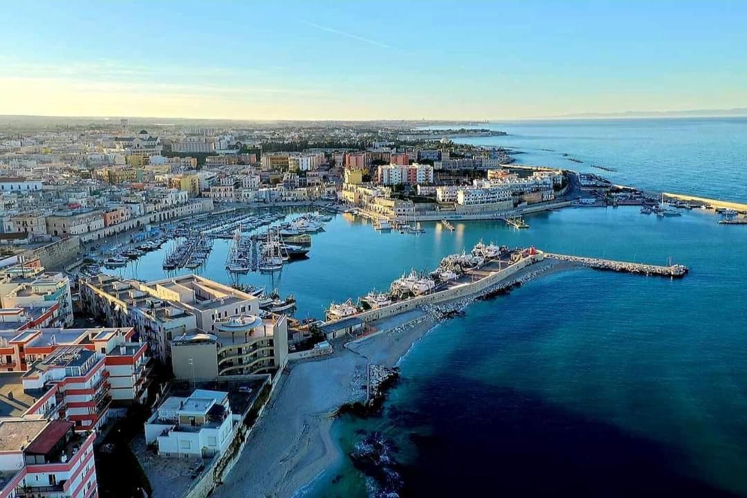 B&B La Baia Sea Rooms Bisceglie Eksteriør bilde