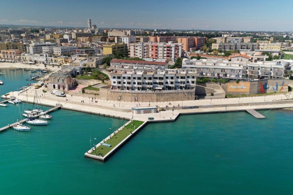 B&B La Baia Sea Rooms Bisceglie Eksteriør bilde