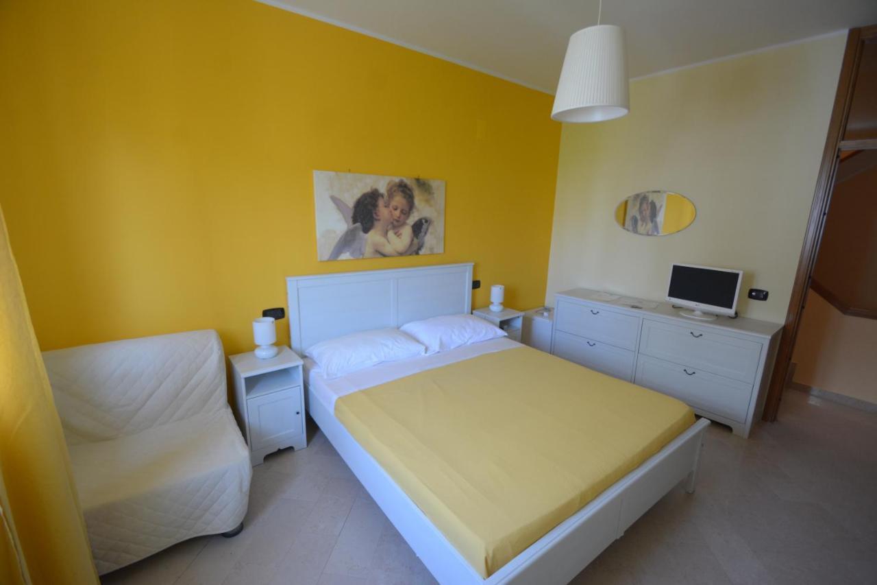 B&B La Baia Sea Rooms Bisceglie Eksteriør bilde