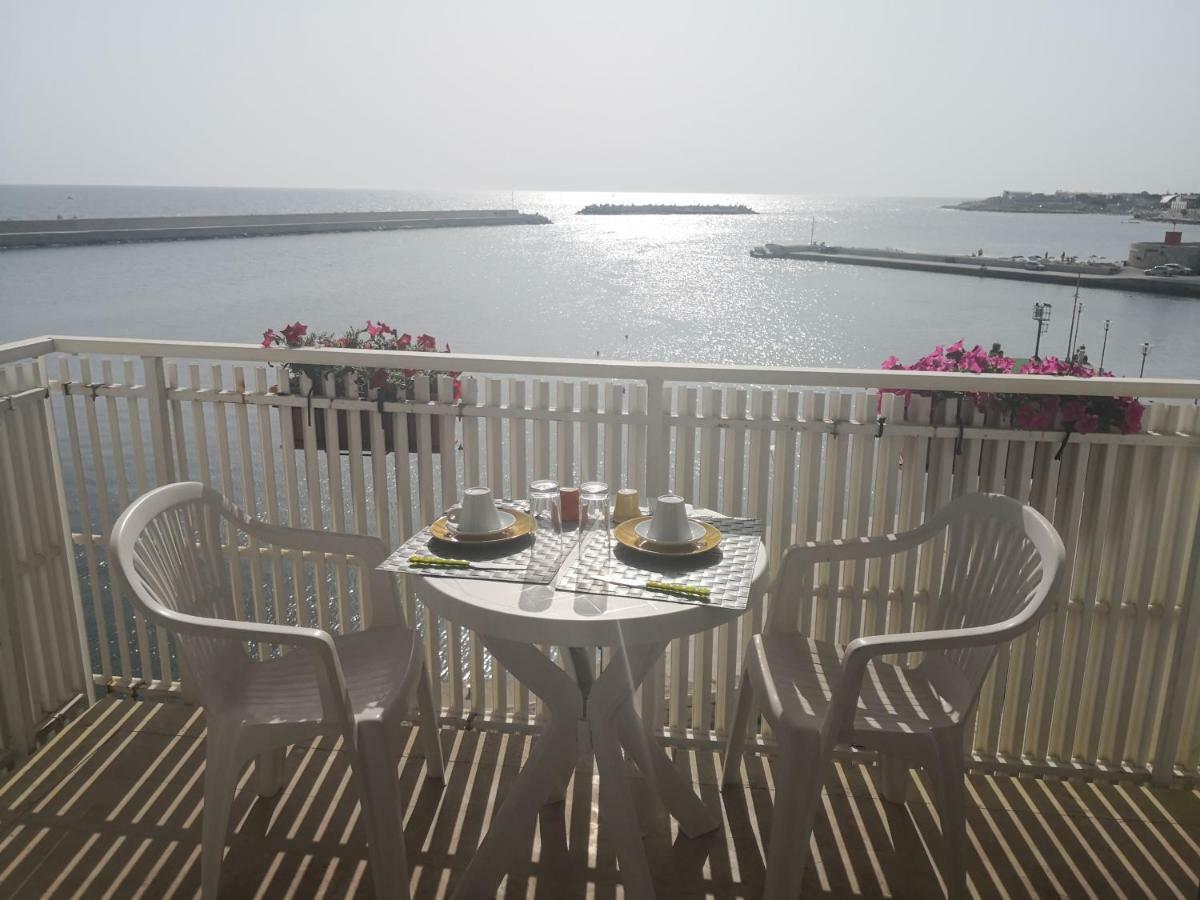 B&B La Baia Sea Rooms Bisceglie Eksteriør bilde