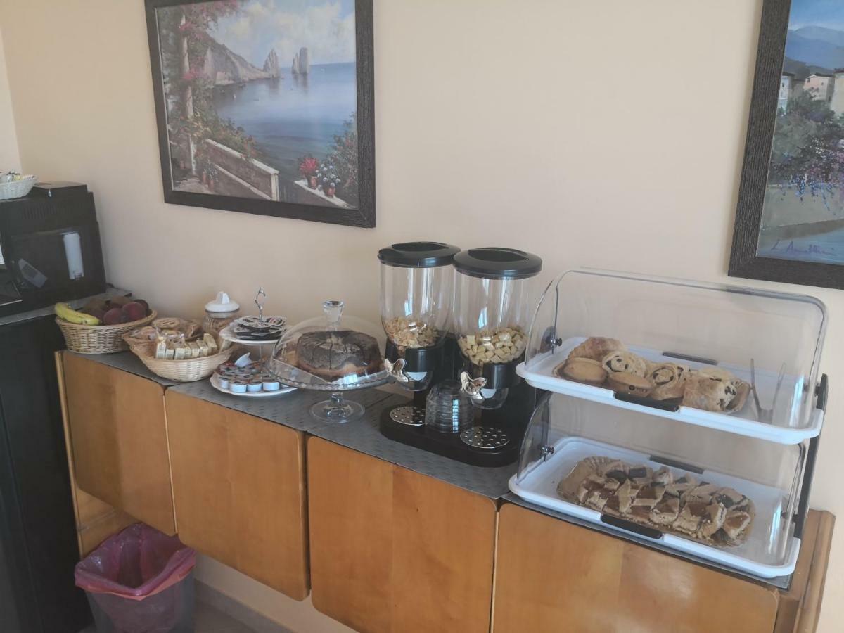 B&B La Baia Sea Rooms Bisceglie Eksteriør bilde